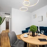 Dla Wszystkich Kasprzaka 29 وارسو