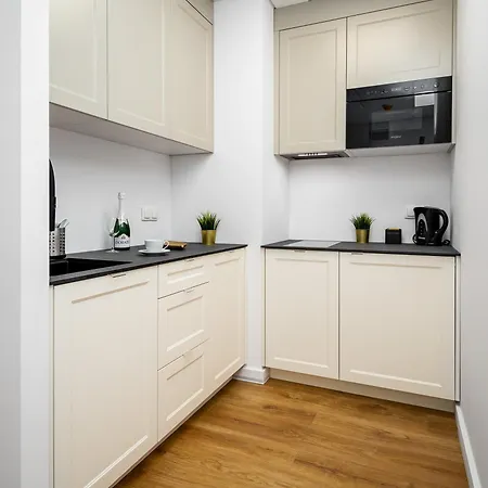 Dla Wszystkich Kasprzaka 29 *